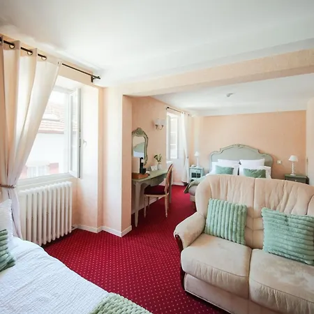 Hotell Logis Lukaina