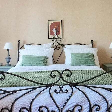 Hotell Logis Lukaina 2*